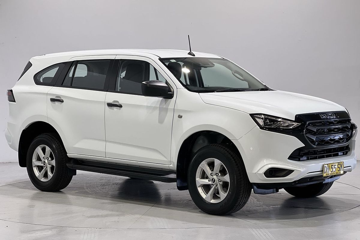 2023 Isuzu MU-X LS-M