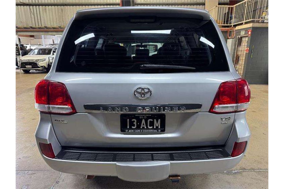 2010 Toyota Landcruiser GXL UZJ200R