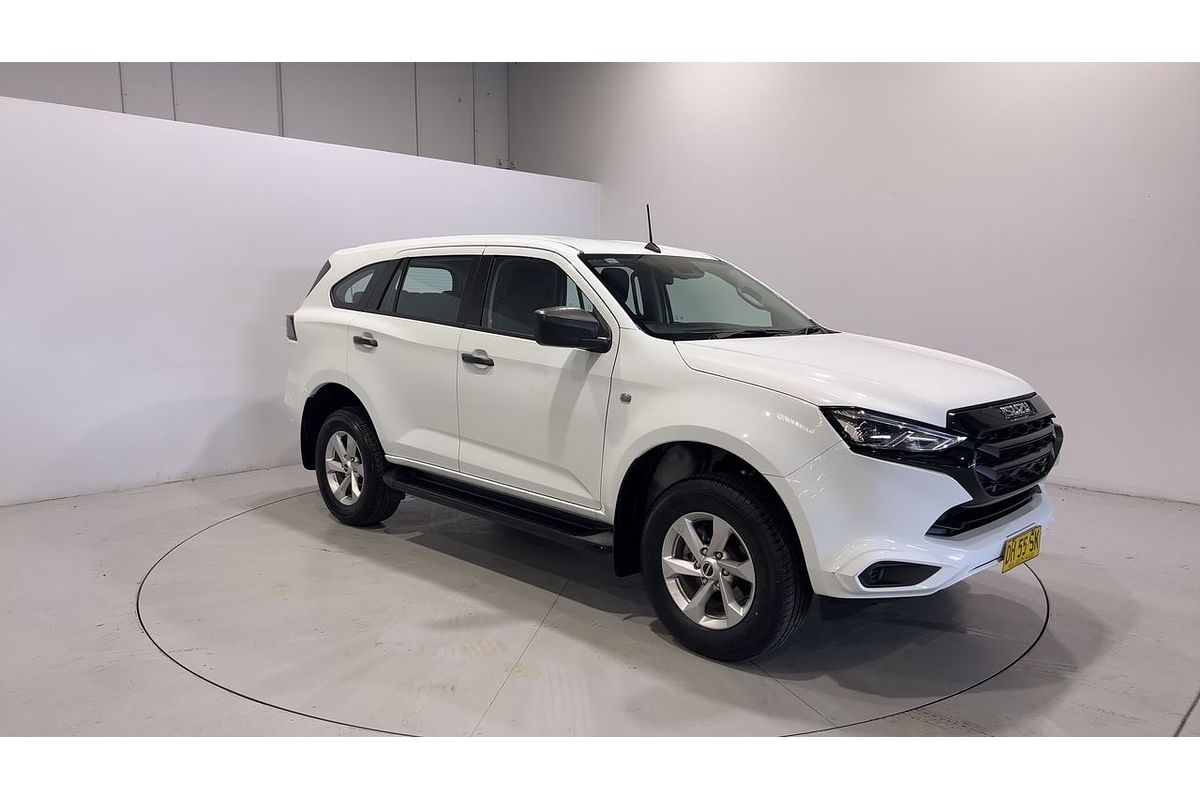 2023 Isuzu MU-X LS-M