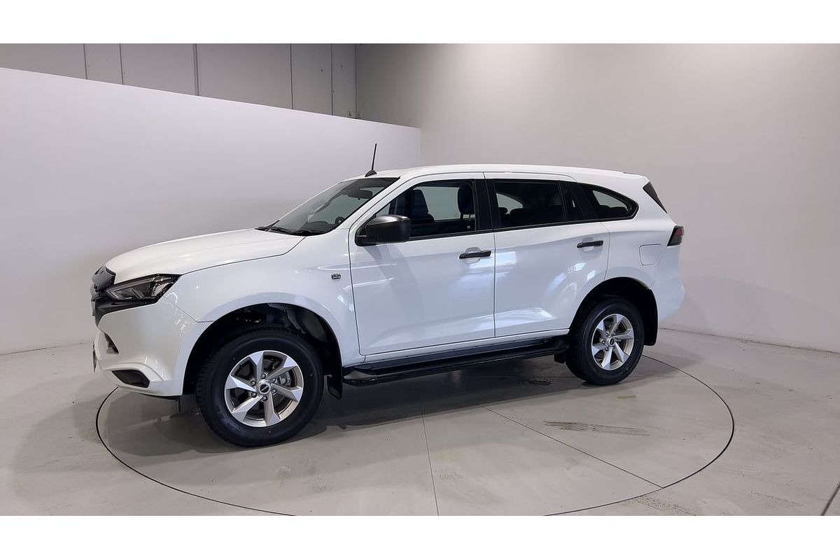 2023 Isuzu MU-X LS-M