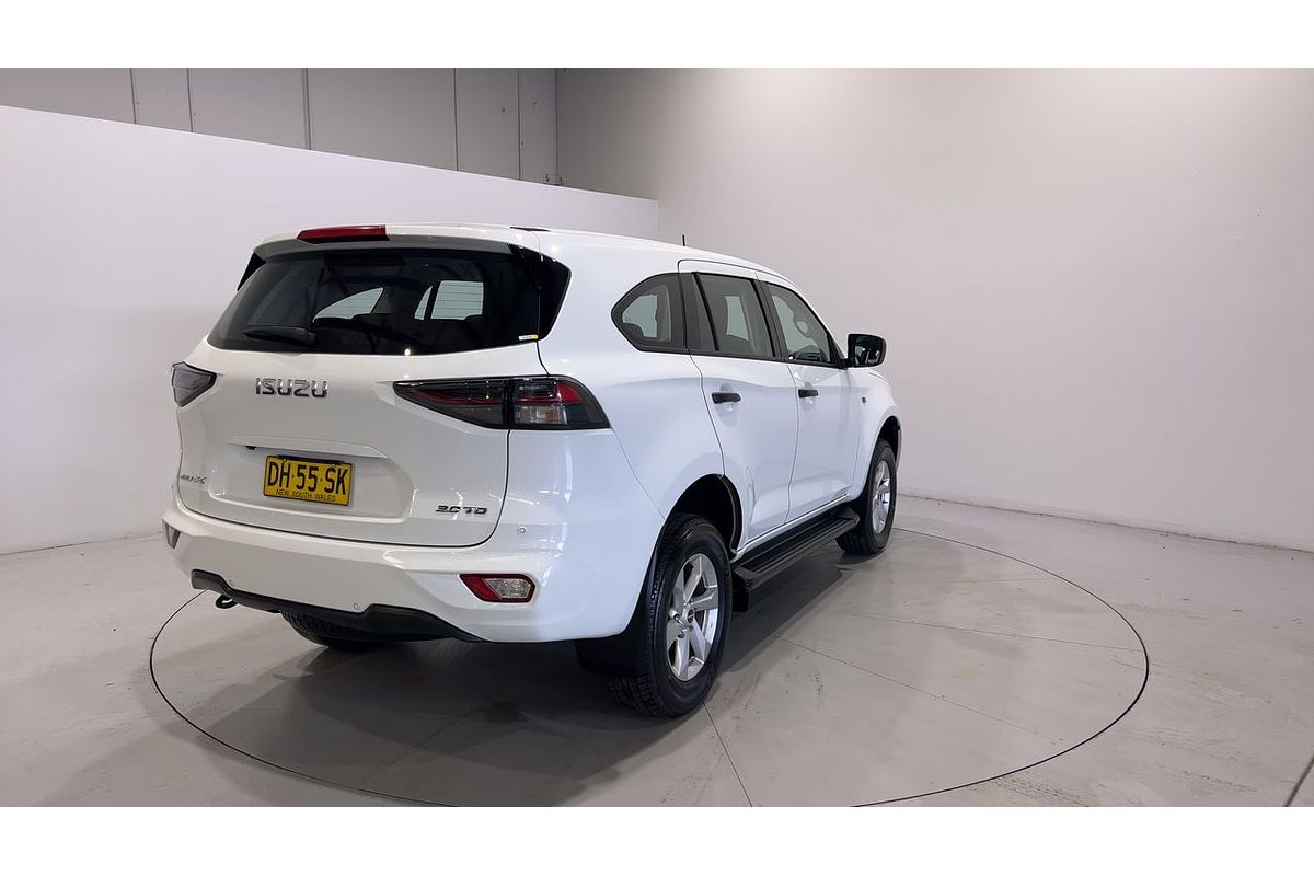 2023 Isuzu MU-X LS-M
