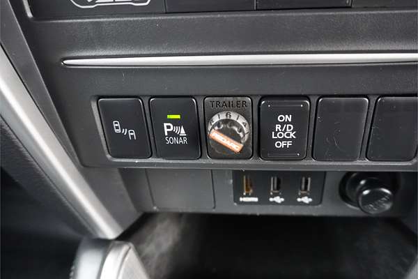 2021 Mitsubishi Triton GLS MR 4X4
