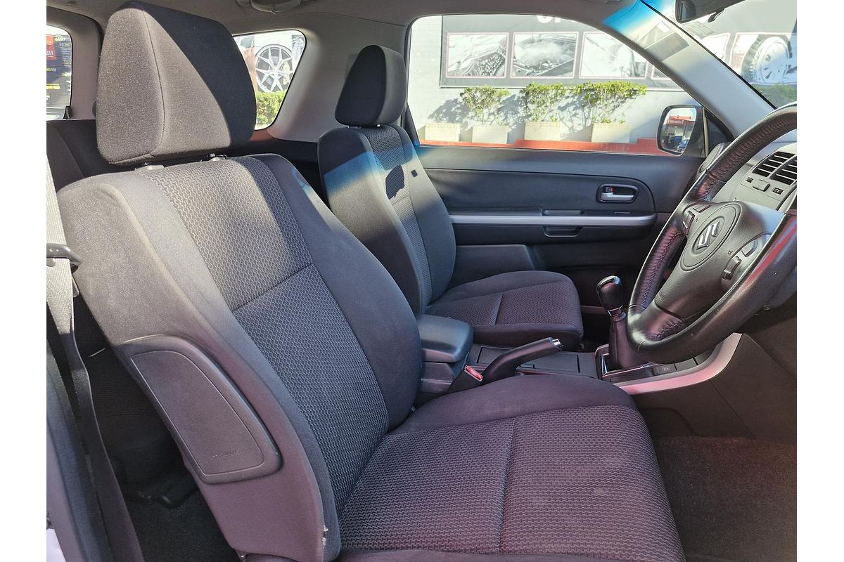 2012 Suzuki Grand Vitara JB