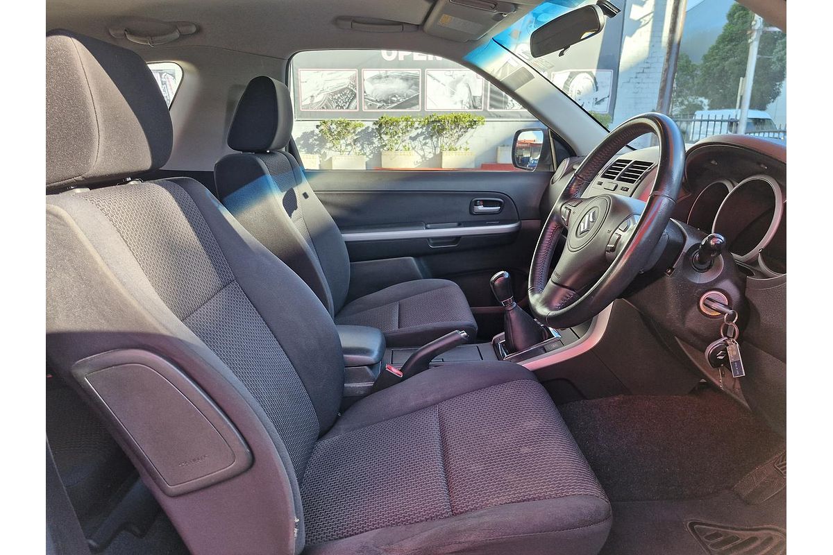 2012 Suzuki Grand Vitara JB