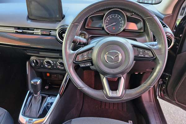 2017 Mazda 2 Maxx DL Series
