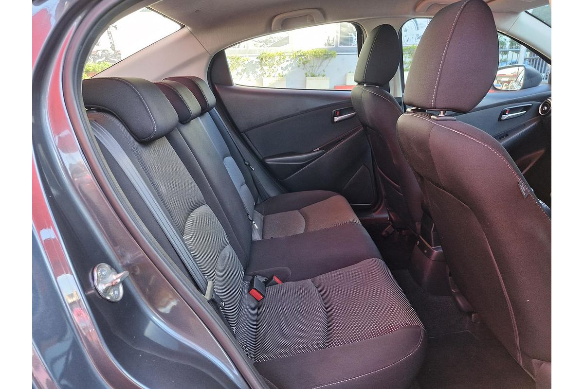 2017 Mazda 2 Maxx DL Series
