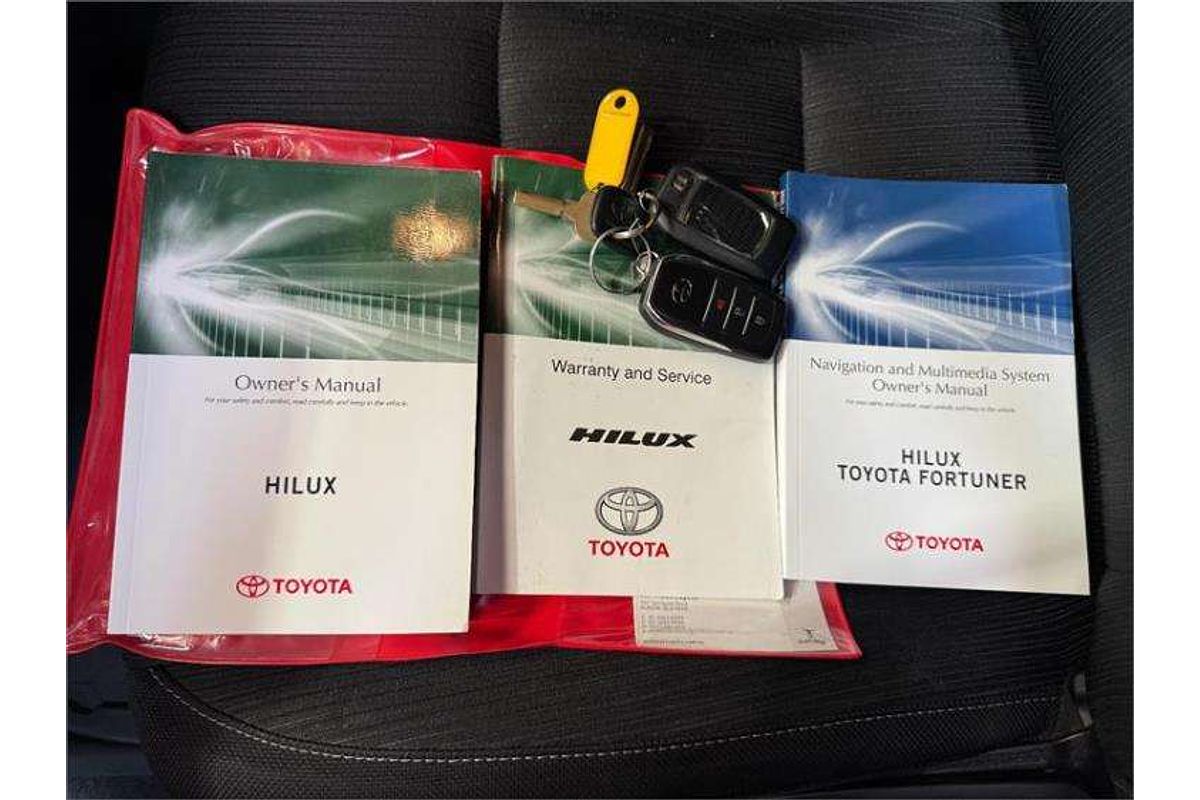 2017 Toyota Hilux SR5 GUN126R 4X4