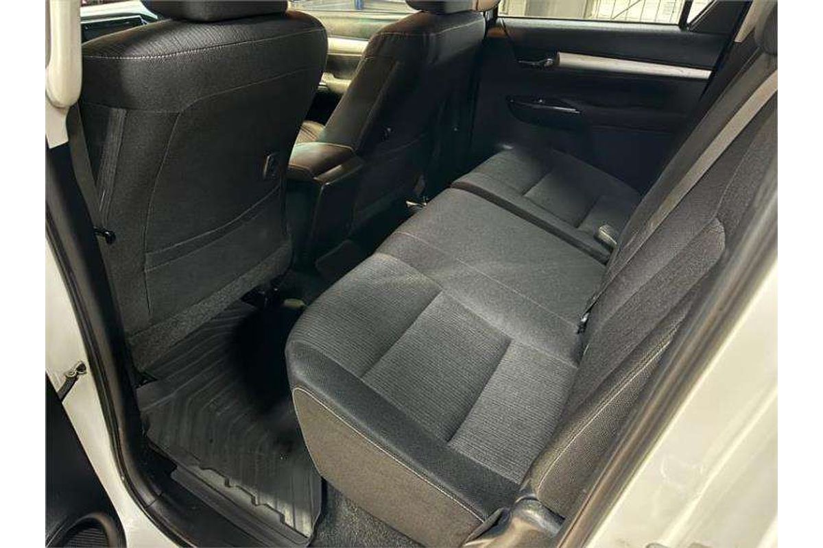 2017 Toyota Hilux SR5 GUN126R 4X4