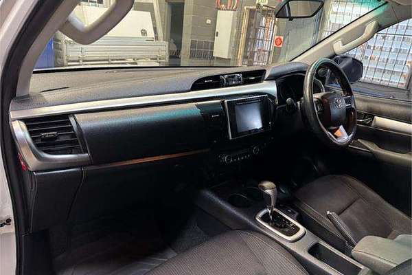 2017 Toyota Hilux SR5 GUN126R 4X4