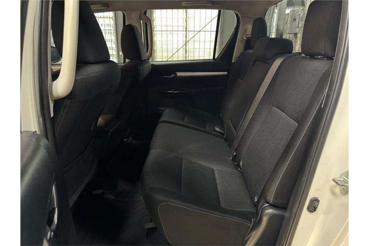 2017 Toyota Hilux SR5 GUN126R 4X4