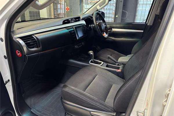 2017 Toyota Hilux SR5 GUN126R 4X4