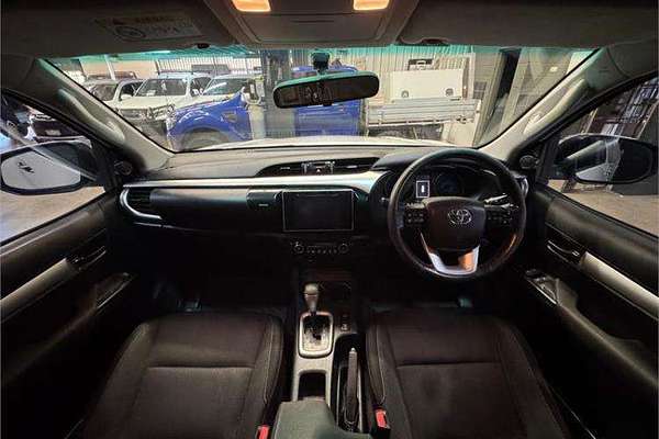 2017 Toyota Hilux SR5 GUN126R 4X4