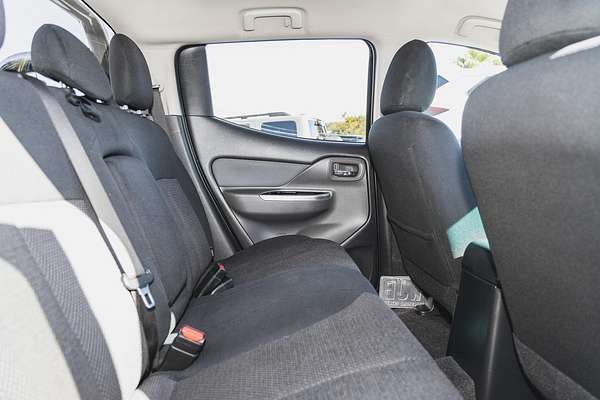 2016 Mitsubishi Triton GLS MQ 4X4