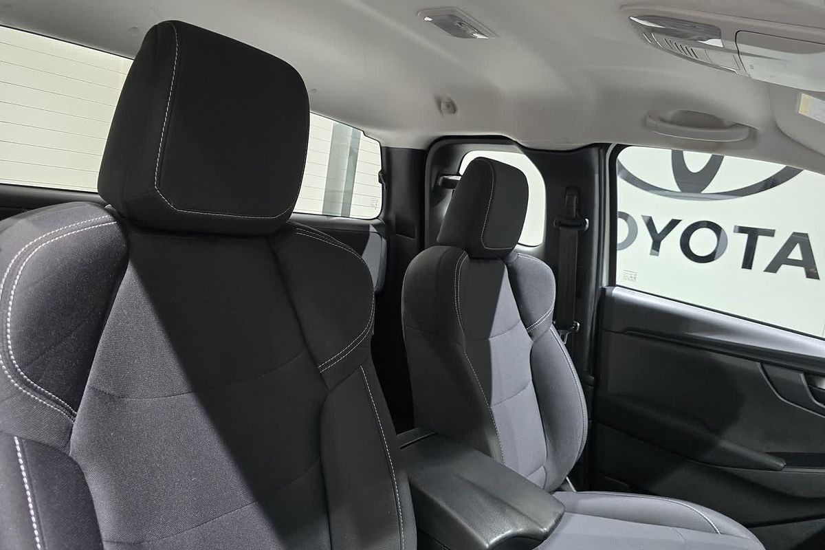 2021 Isuzu D-MAX SX 4X4