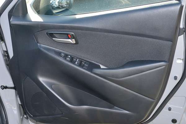2024 Mazda 2 G15 Pure DJ Series