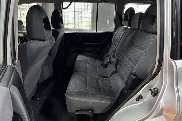 2003 Mitsubishi Pajero GLX NP