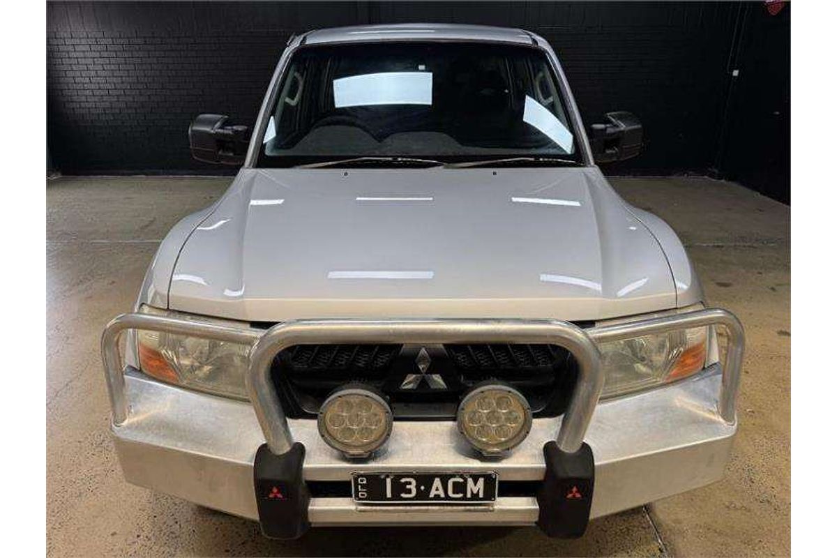 2003 Mitsubishi Pajero GLX NP