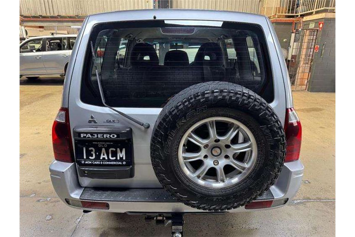 2003 Mitsubishi Pajero GLX NP