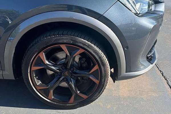 2023 CUPRA Formentor VZx KM