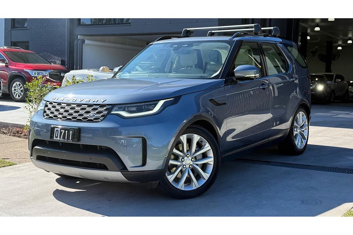 2021 Land Rover Discovery D300 SE Series 5