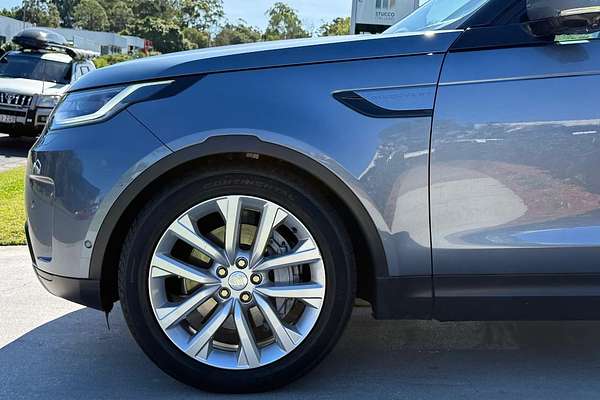 2021 Land Rover Discovery D300 SE Series 5