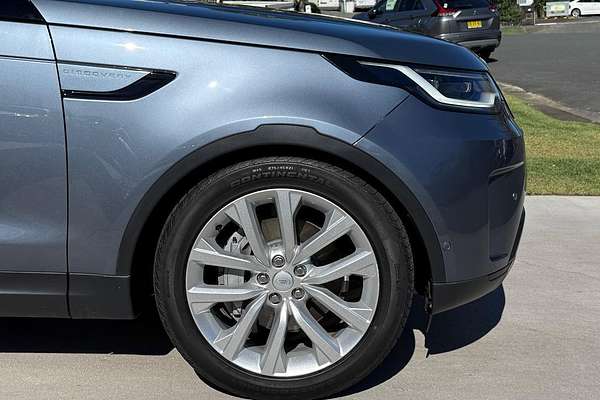 2021 Land Rover Discovery D300 SE Series 5