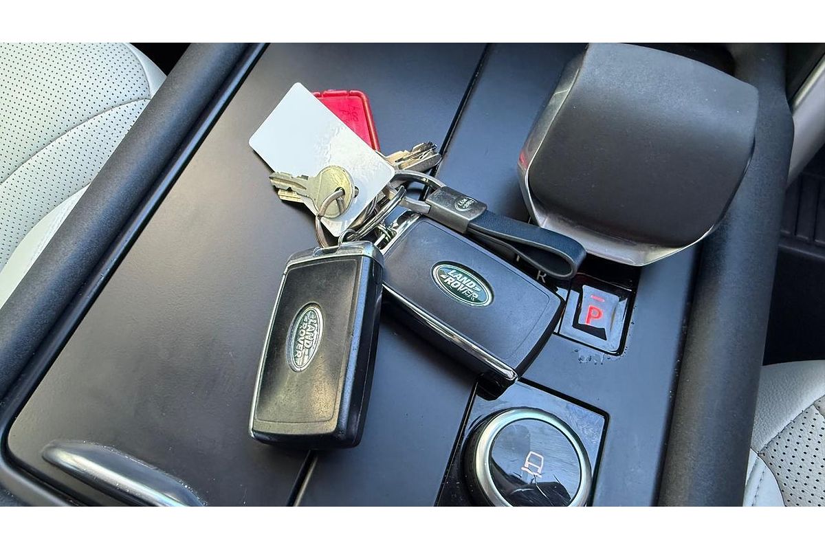 2021 Land Rover Discovery D300 SE Series 5