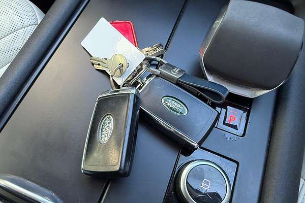2021 Land Rover Discovery D300 SE Series 5