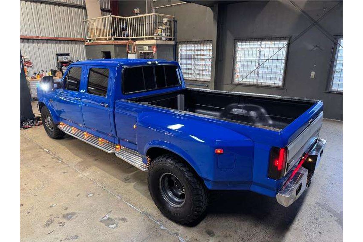 1993 Ford F350   4X4
