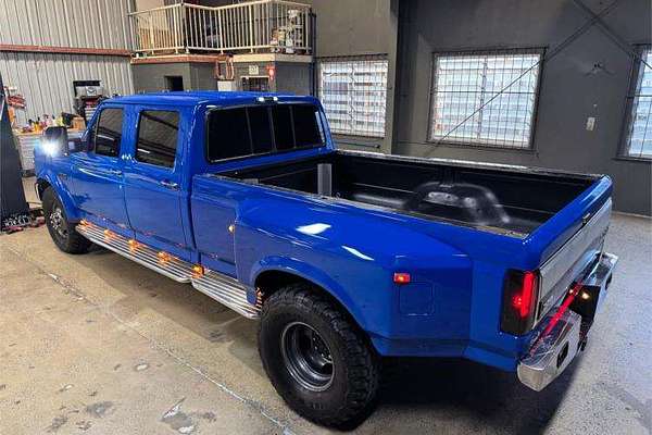 1993 Ford F350   4X4