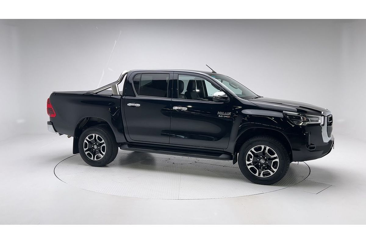 2021 Toyota Hilux SR5 GUN126R 4X4