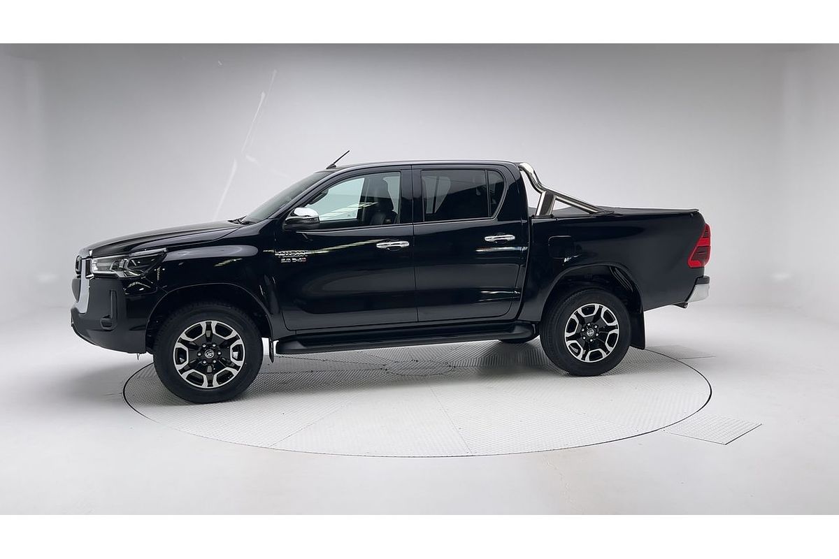 2021 Toyota Hilux SR5 GUN126R 4X4