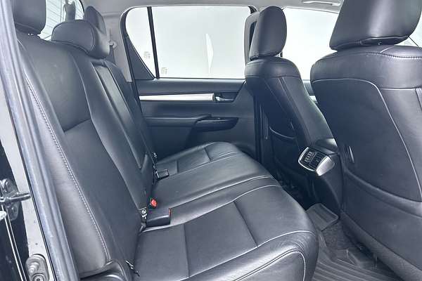 2021 Toyota Hilux SR5 GUN126R 4X4