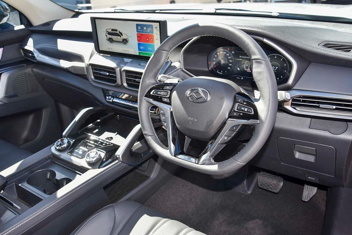 2025 LDV D90 Executive SV9A