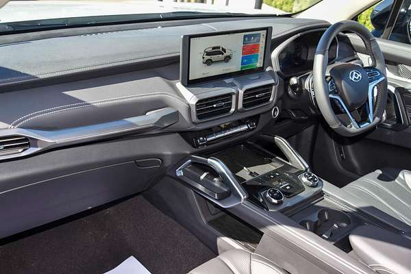 2025 LDV D90 Executive SV9A