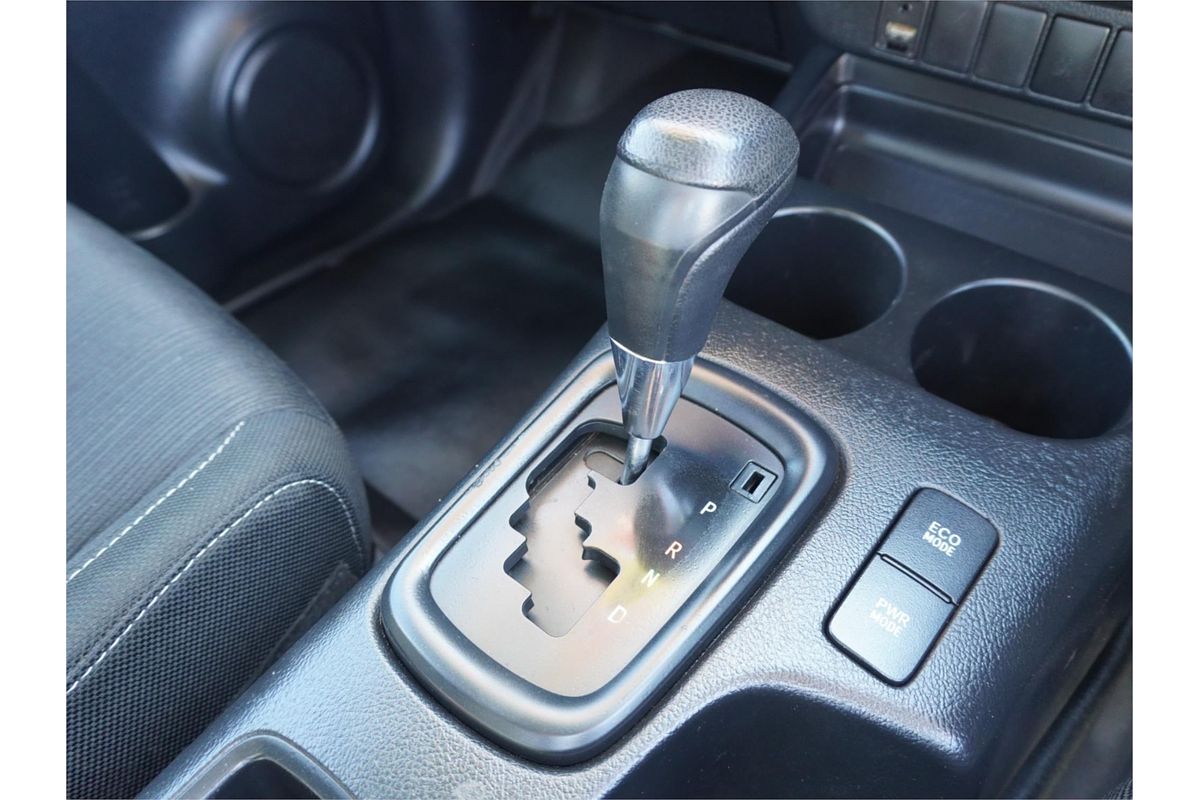 2019 Toyota Hilux SR GUN126R 4X4