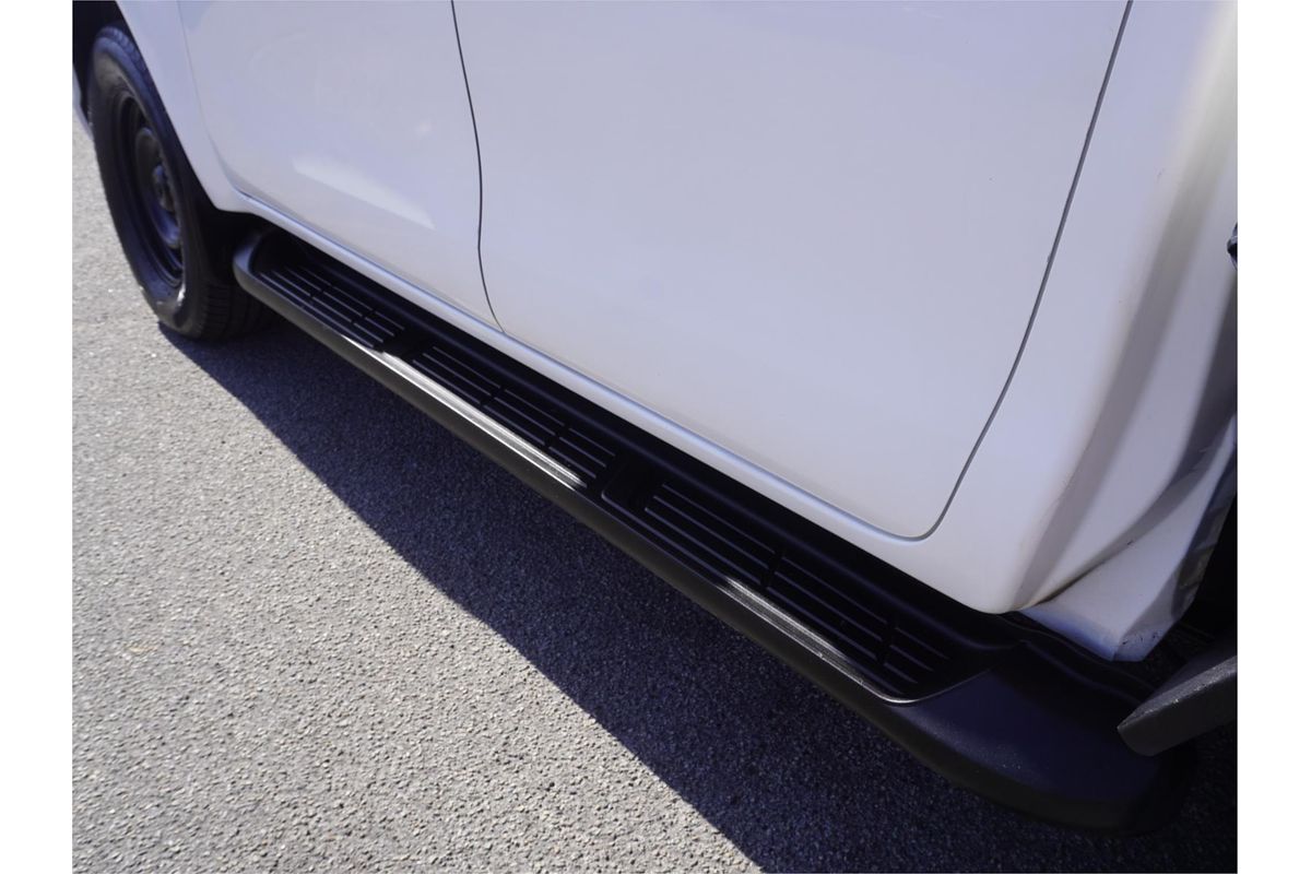 2019 Toyota Hilux SR GUN126R 4X4