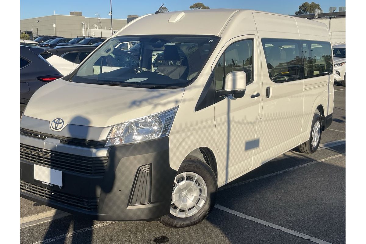 2025 Toyota Hiace Commuter GDH322R