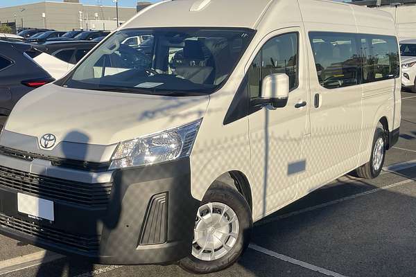 2025 Toyota Hiace Commuter GDH322R