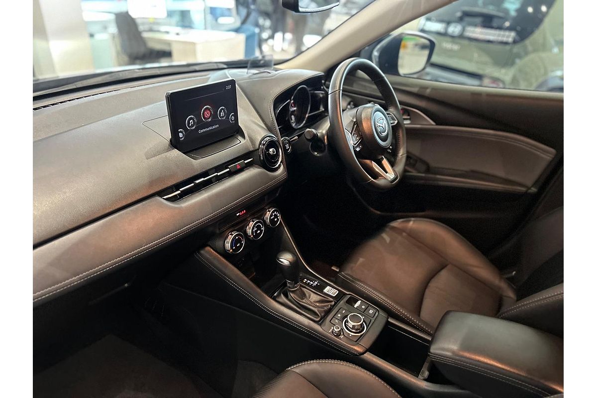 2023 Mazda CX-3 sTouring DK