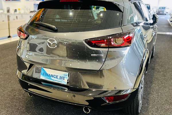2023 Mazda CX-3 sTouring DK
