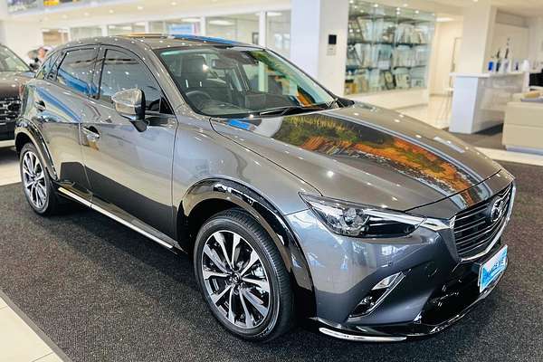 2023 Mazda CX-3 sTouring DK