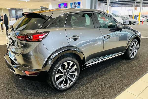 2023 Mazda CX-3 sTouring DK