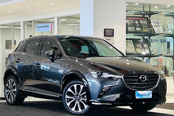 2023 Mazda CX-3 sTouring DK