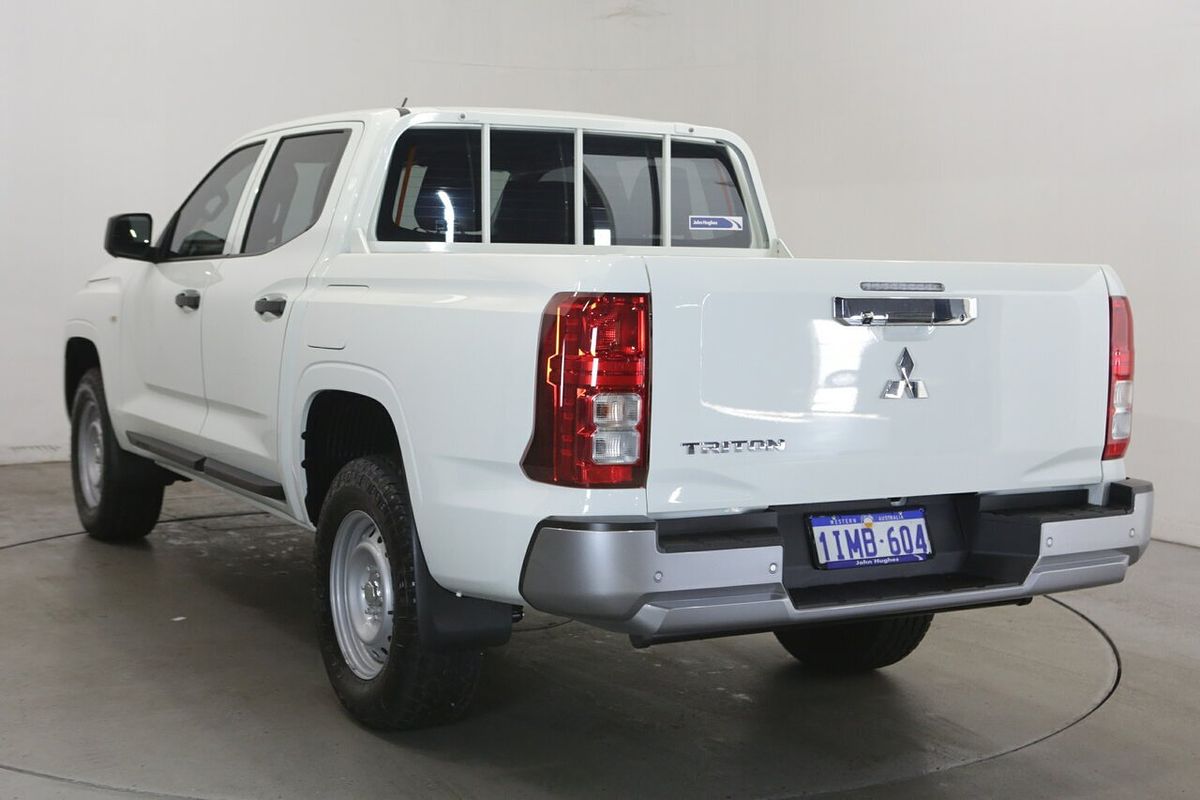 2024 Mitsubishi Triton GLX MV 4X4