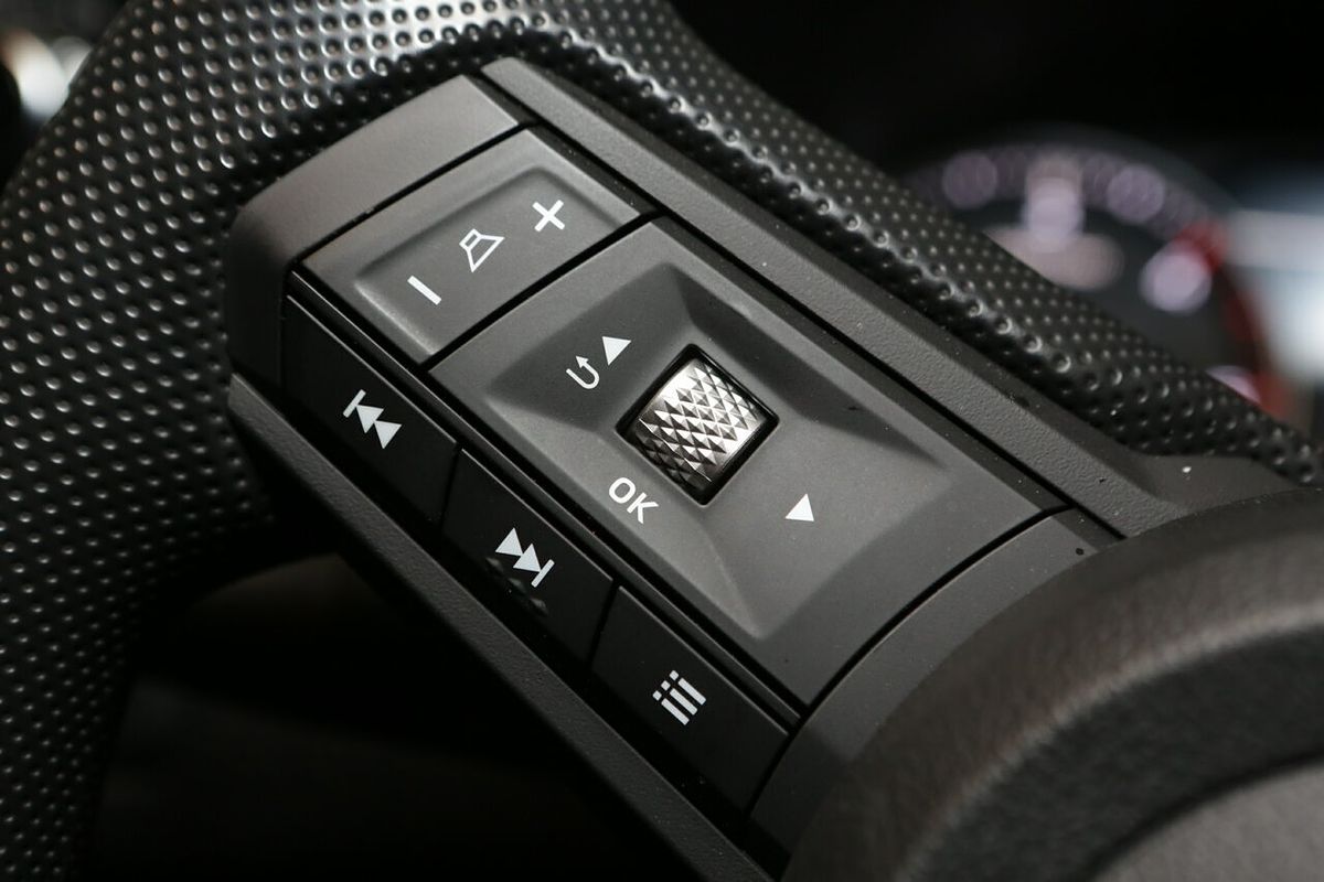2024 Mitsubishi Triton GLX MV 4X4