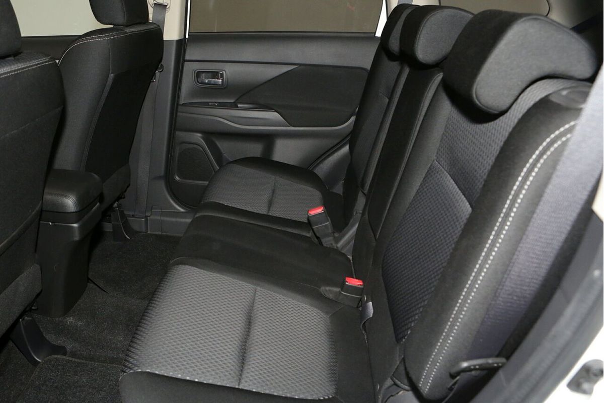 2017 Mitsubishi Outlander LS ZK