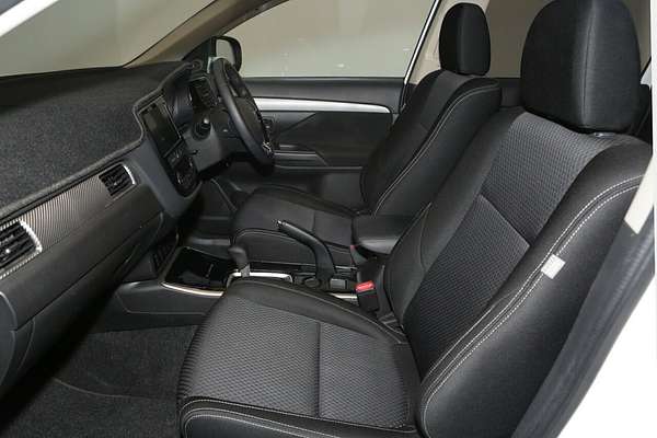 2017 Mitsubishi Outlander LS ZK