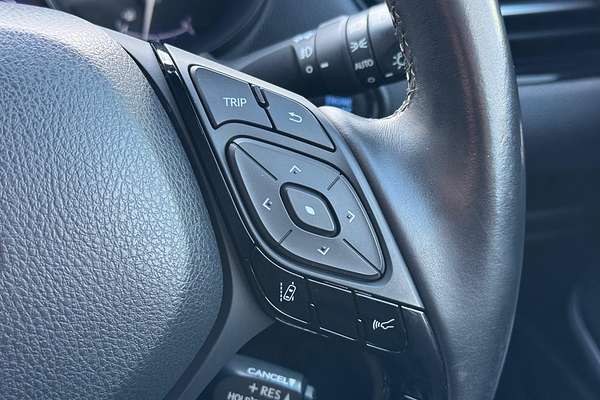 2017 Toyota C-HR Koba NGX10R