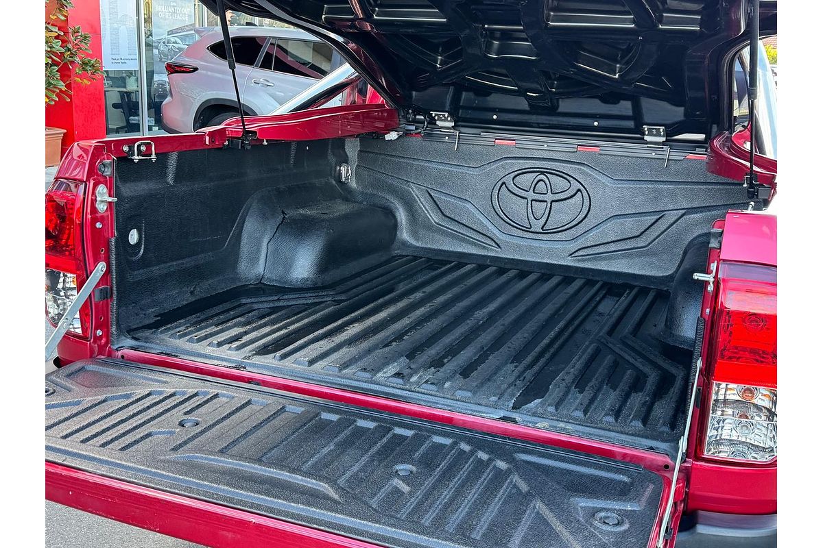2020 Toyota Hilux SR5 GUN126R 4X4